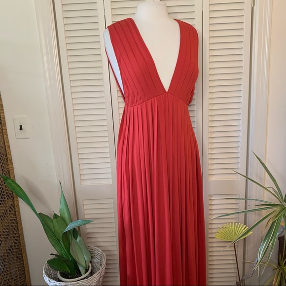 Alice + Olivia red Grecian style dress - Picture 10 of 13